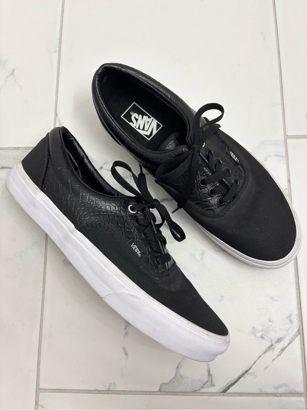 Vans Era Embossed Leather Sneakers M10.5 W12 Black Croc Canvas Mixed Media